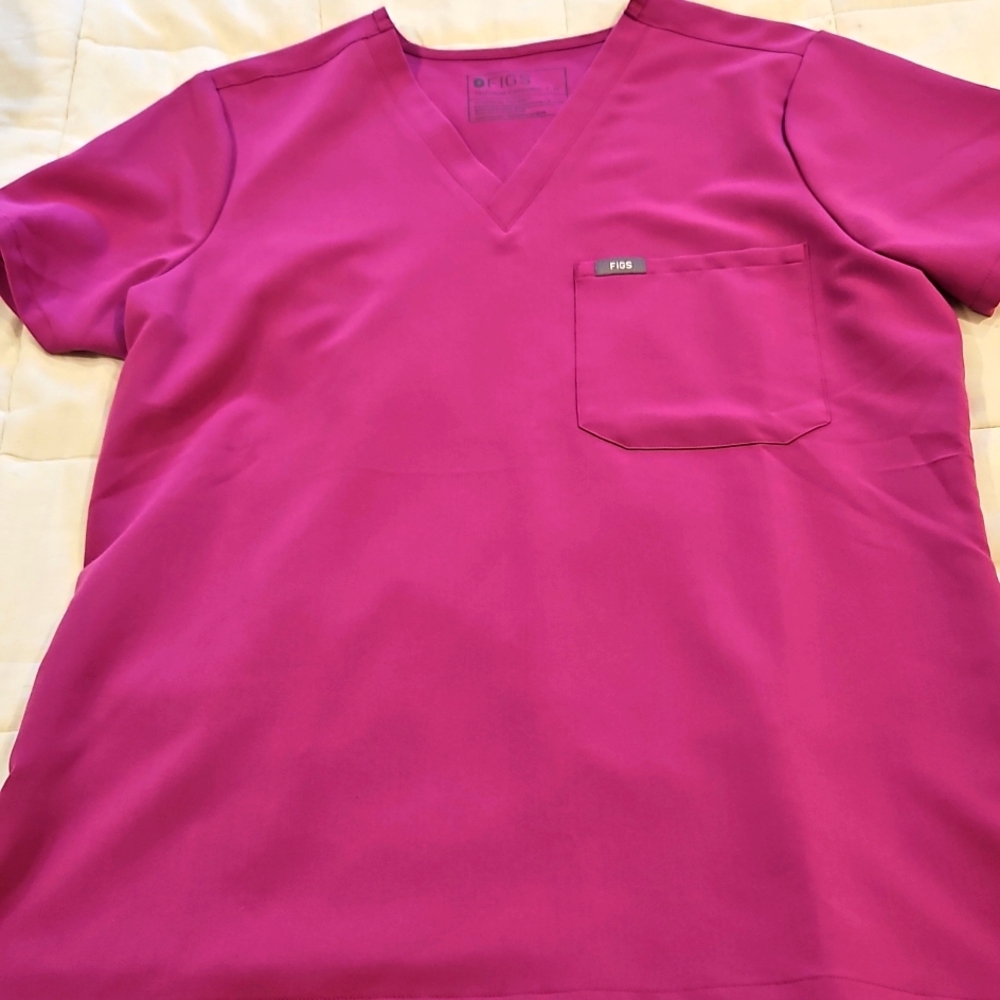 Figs one pocket womens scrub top size M